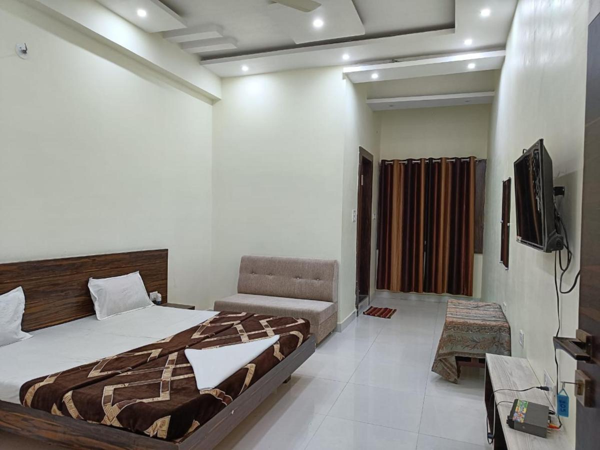 Hotel Parag Palace Jabalpur Exterior foto